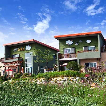Terrace On The Cloud Villa Pyeongchang Exterior foto